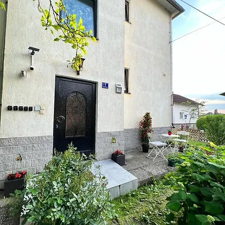 Donaublick 1 , Spitzfeldstr 1 Hotel Grein