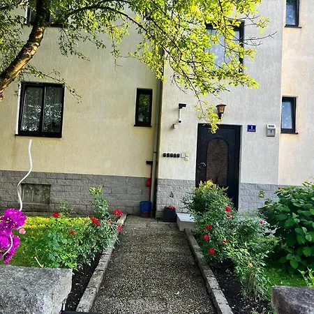 Hotel Donaublick 1 , Spitzfeldstr 1 3*