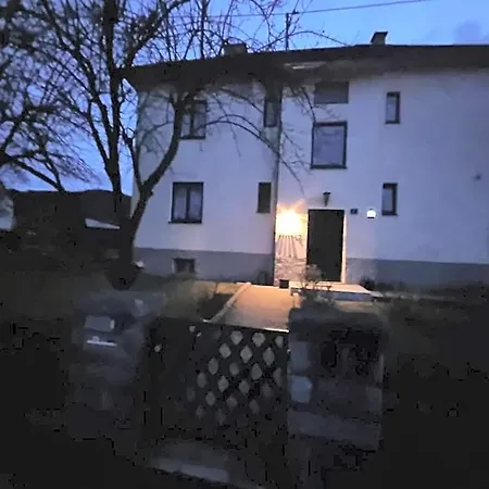 Donaublick 1 , Spitzfeldstr 1 Szálloda