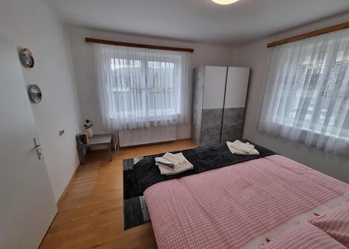 Donaublick 1 , Spitzfeldstr 1 Otel Grein