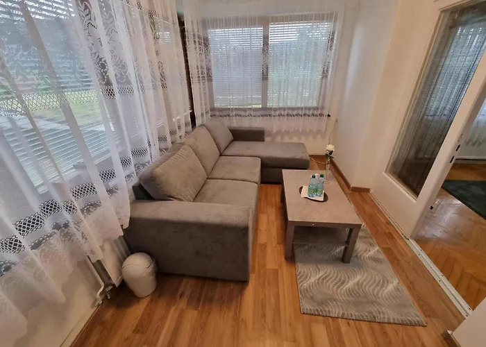 Donaublick 1 , Spitzfeldstr 1 Otel Grein