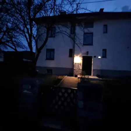 Hotel Donaublick 1 , Spitzfeldstr 1 Grein