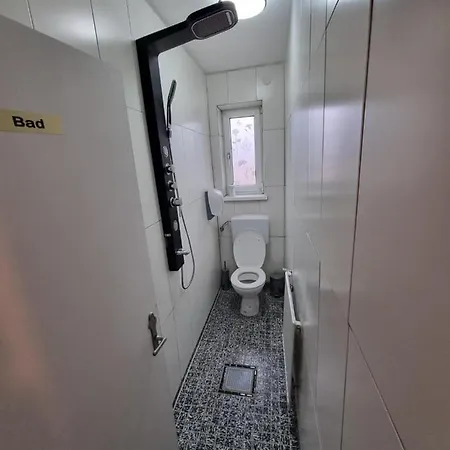 Hotel Donaublick 1 , Spitzfeldstr 1 3*