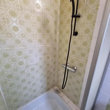 Hotel Donaublick 1 , Spitzfeldstr 1