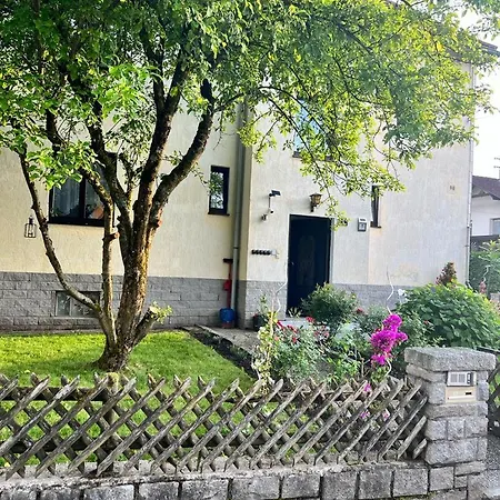 Donaublick 1 , Spitzfeldstr 1 Hotel