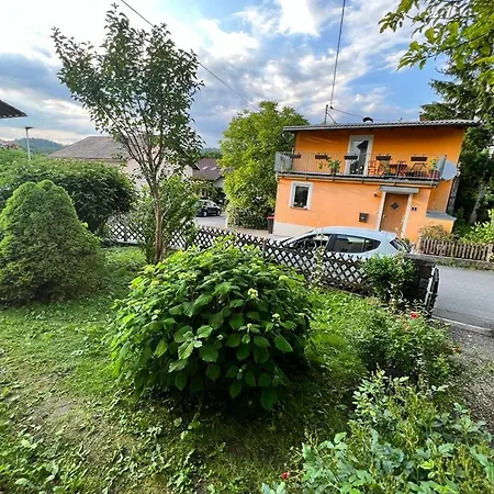 Hotel Donaublick 1 , Spitzfeldstr 1