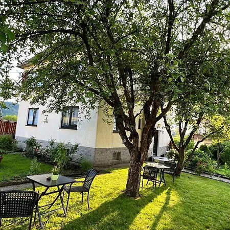 Donaublick 1 , Spitzfeldstr 1 Hotel Grein