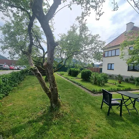 Hotel Donaublick 1 , Spitzfeldstr 1