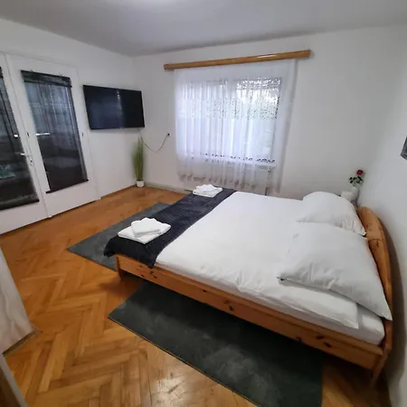 Donaublick 1 , Spitzfeldstr 1 Hotel Grein