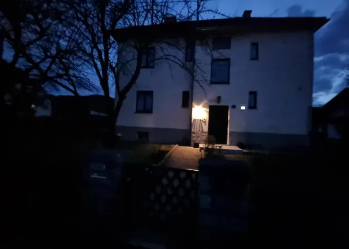 Hotel Donaublick 1 , Spitzfeldstr 1 Grein