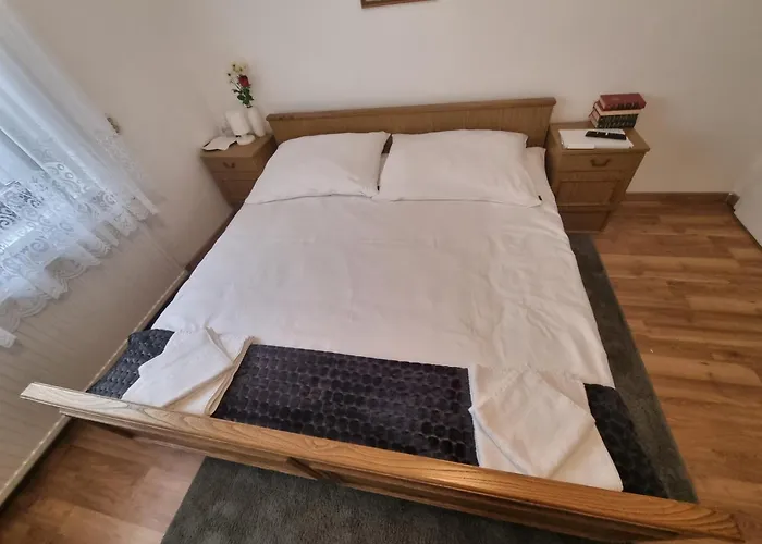 Donaublick 1 , Spitzfeldstr 1 3* Grein