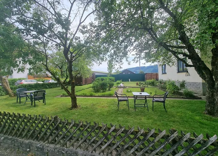 Hotel Donaublick 1 , Spitzfeldstr 1